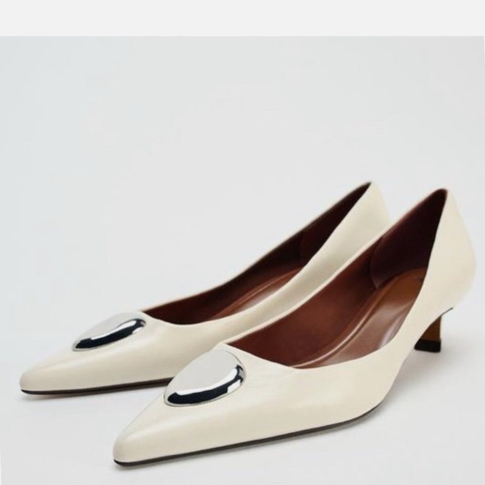 Zara Cream and Silver Flats with Timeless Elegance